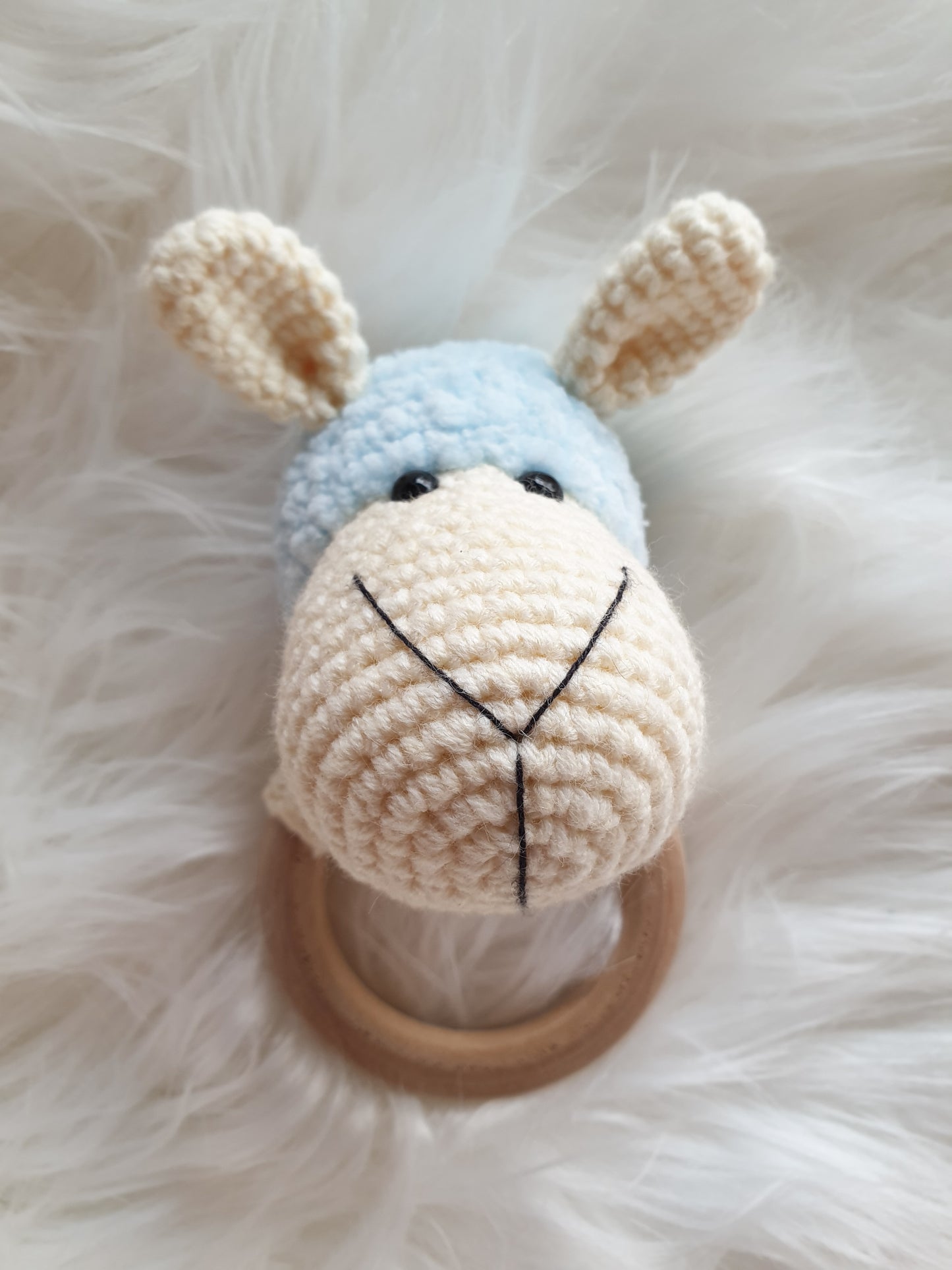 Švelniai žydras aviukas