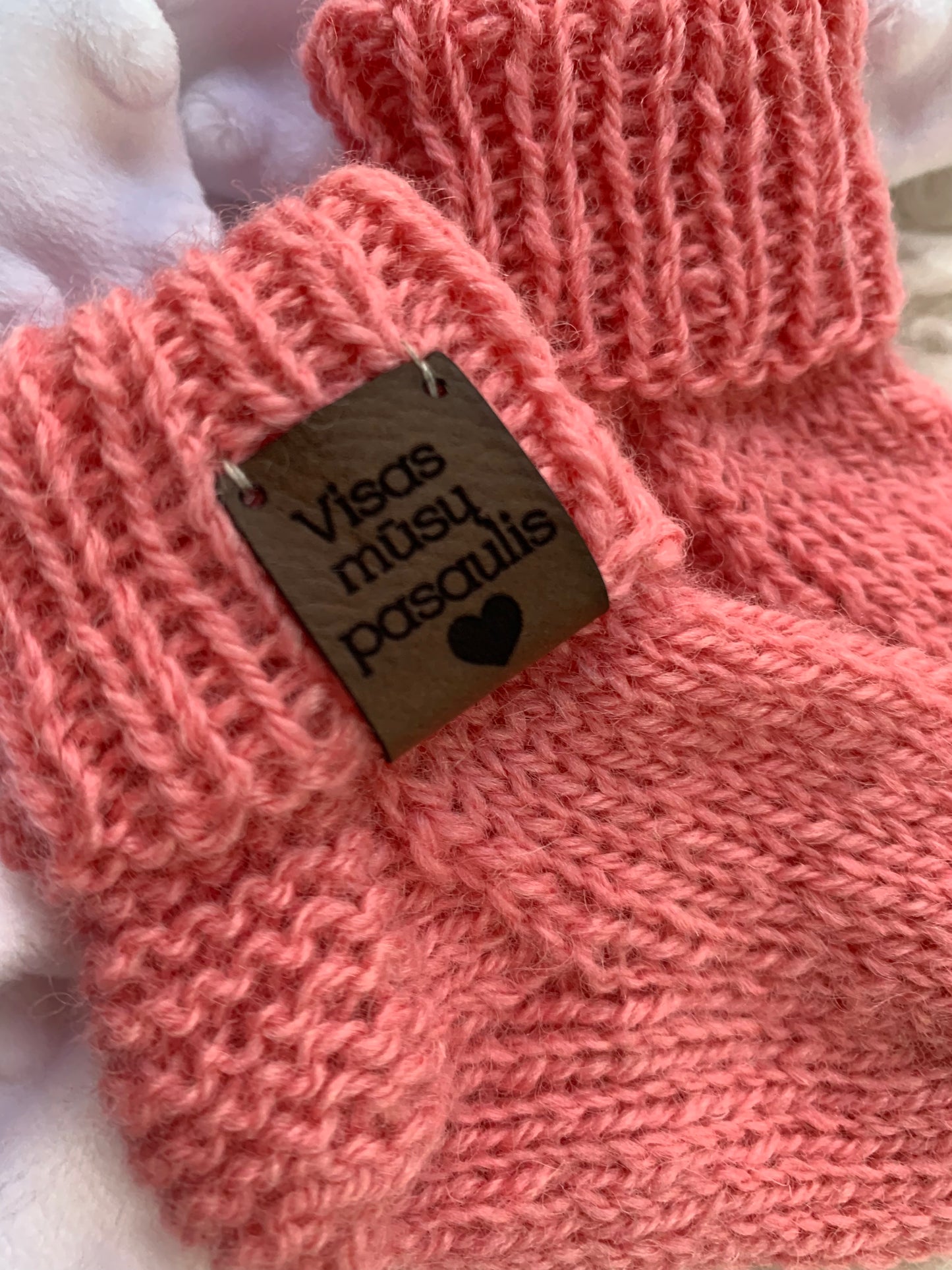 Vilnonės kojinytės naujagimei "Visas mūsų pasaulis " 9 cm