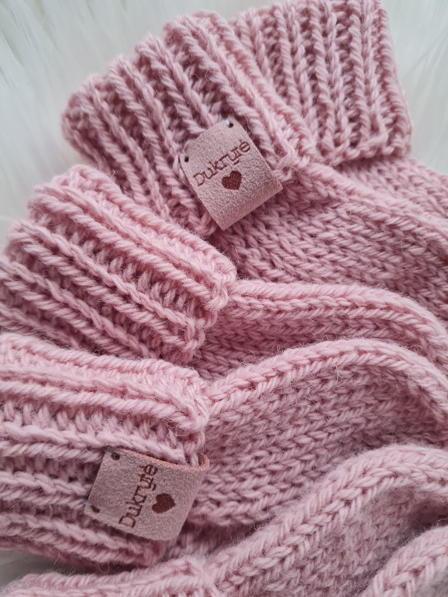 Avies vilnos kojinytės 10 cm