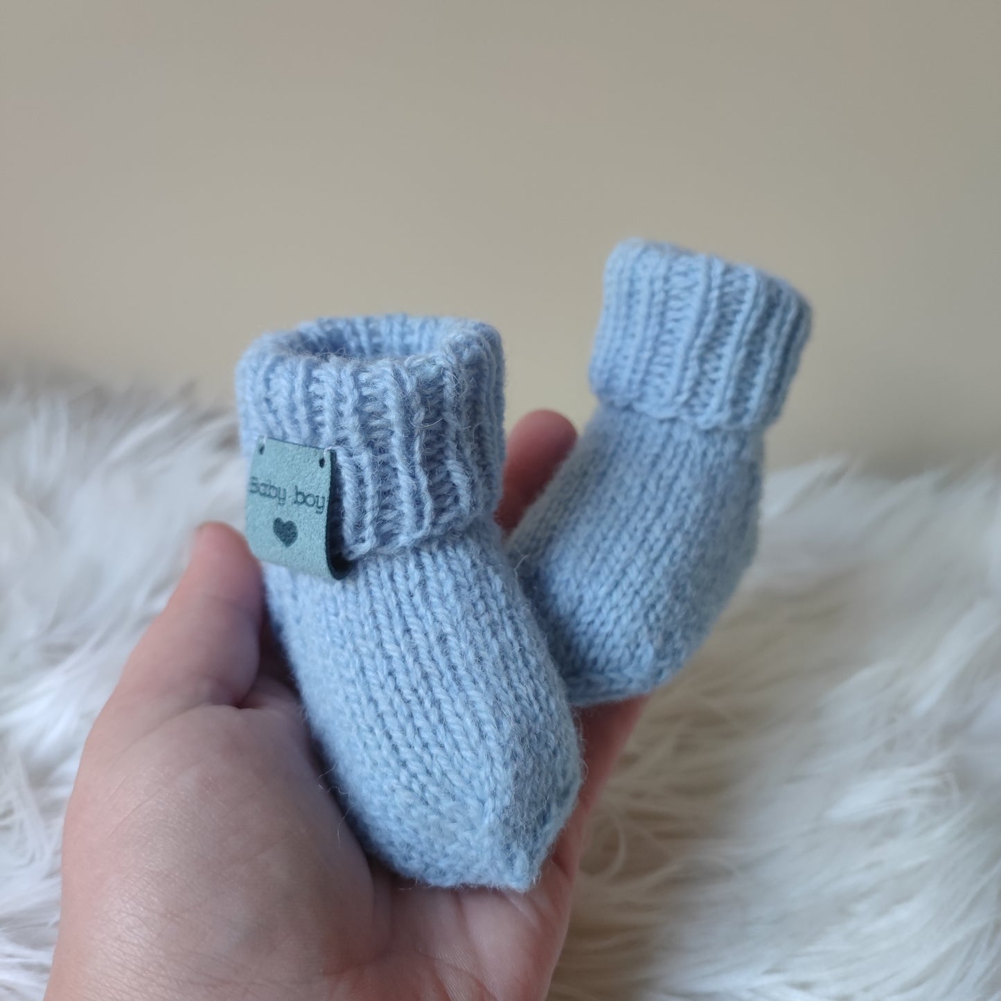 Melsvos spalvos kojinytės 10 cm