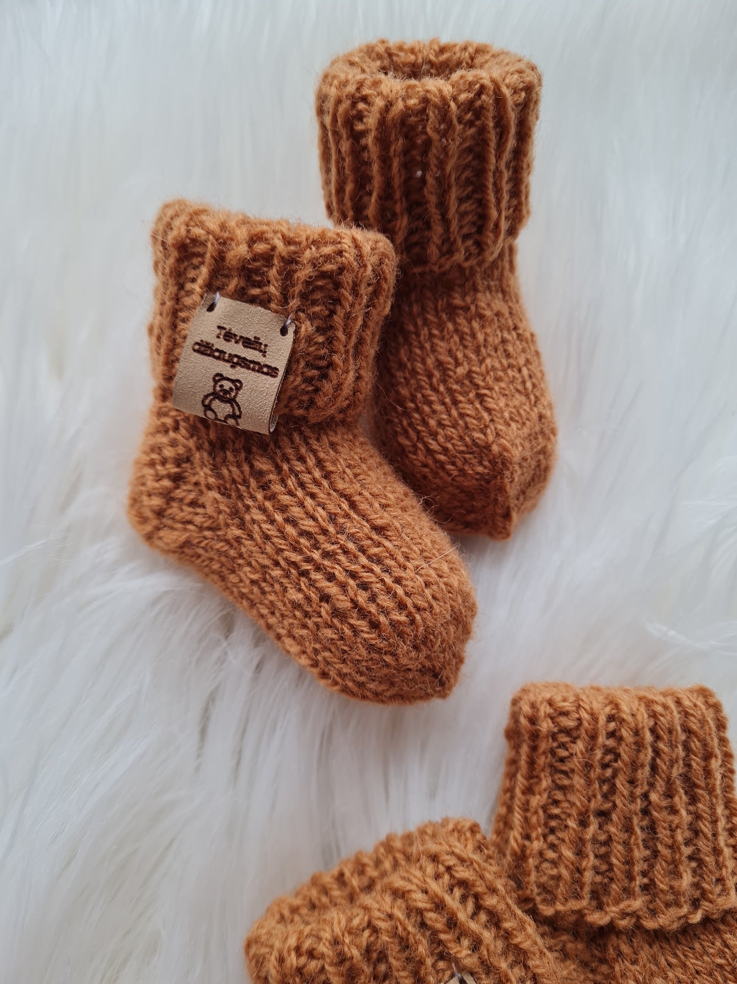 Avies vilnos kojinytės 9 cm