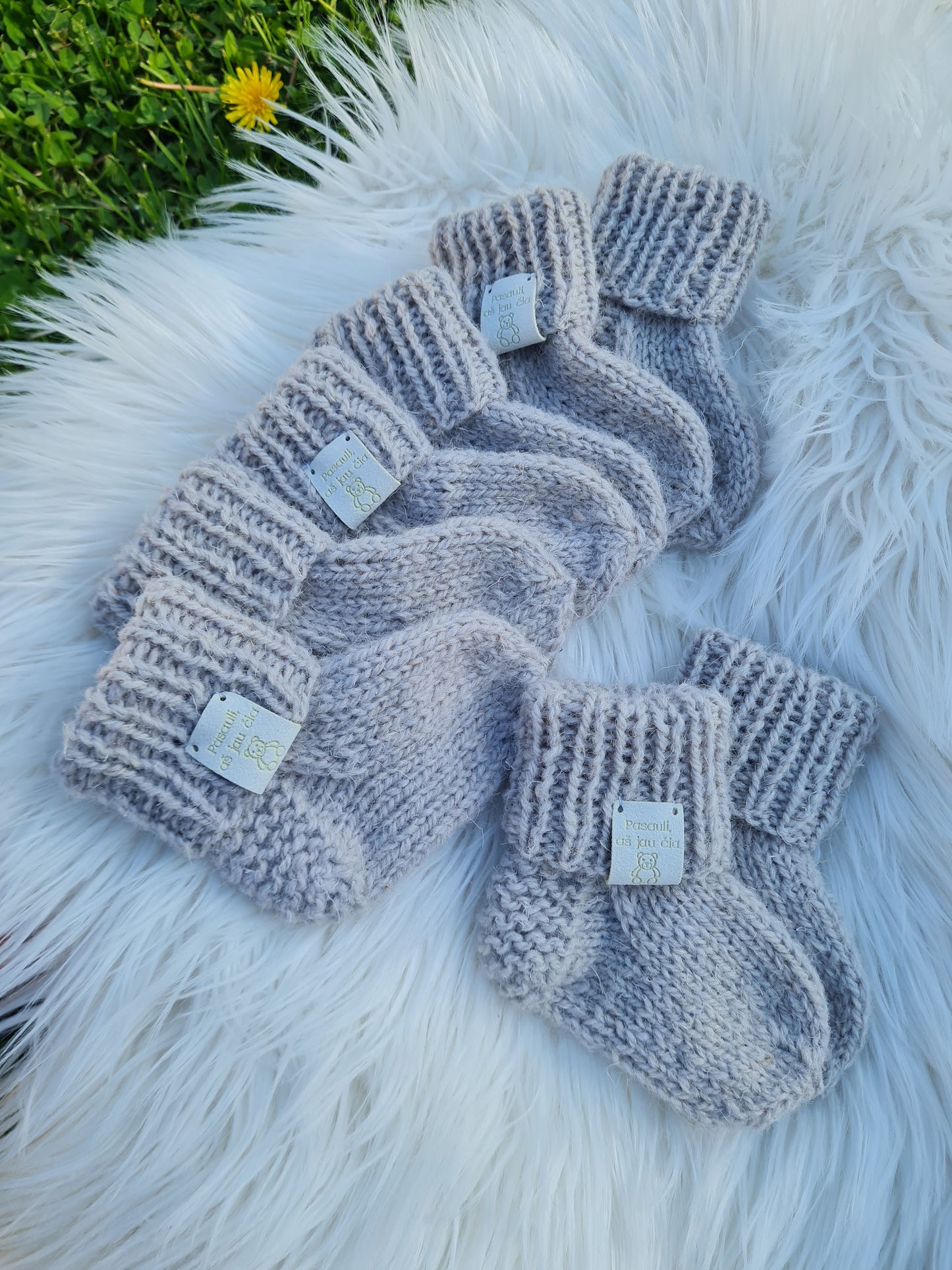 Naminės vilnos kojinytės neutralios 10 cm