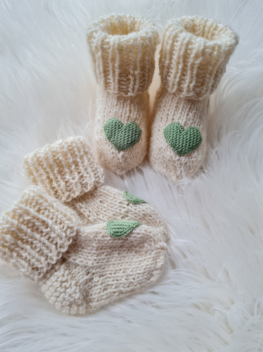 Vilnonės kojinytės 10 cm