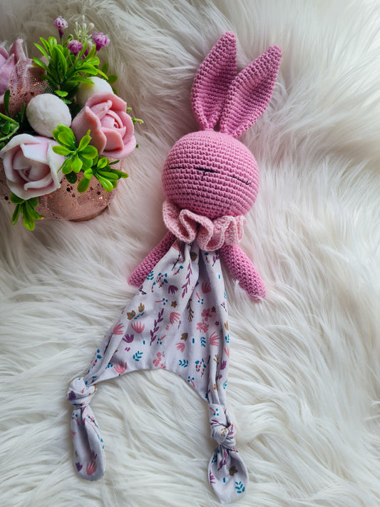 Mergaitiškas rankų darbo migdukas