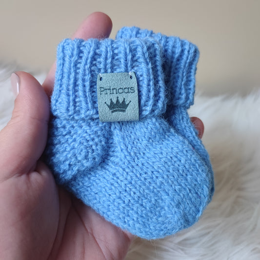 Ryškiai mėlynos kojinytės 10 cm